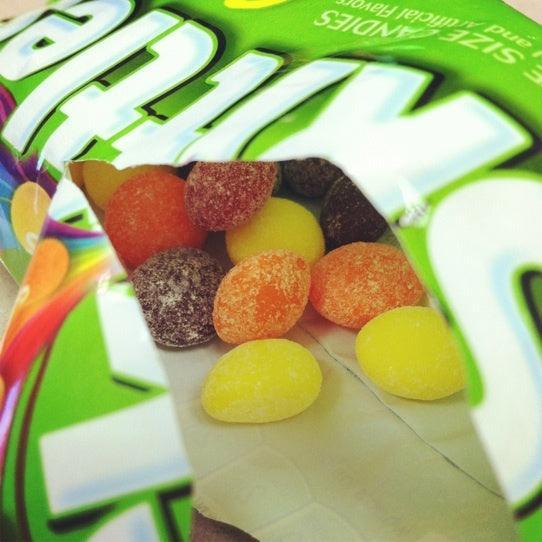 Skittles Sours Mini Bag - FragFuel